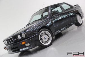 BMW M3 E30