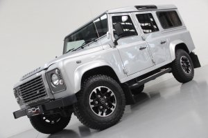 LAND ROVER Defender 110 TD4 SE