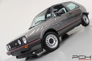 VOLKSWAGEN Golf GTi 1.8 8S 