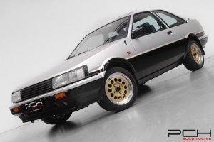 TOYOTA Corolla GT AE86 1.6 Twin Cam 16 Valves