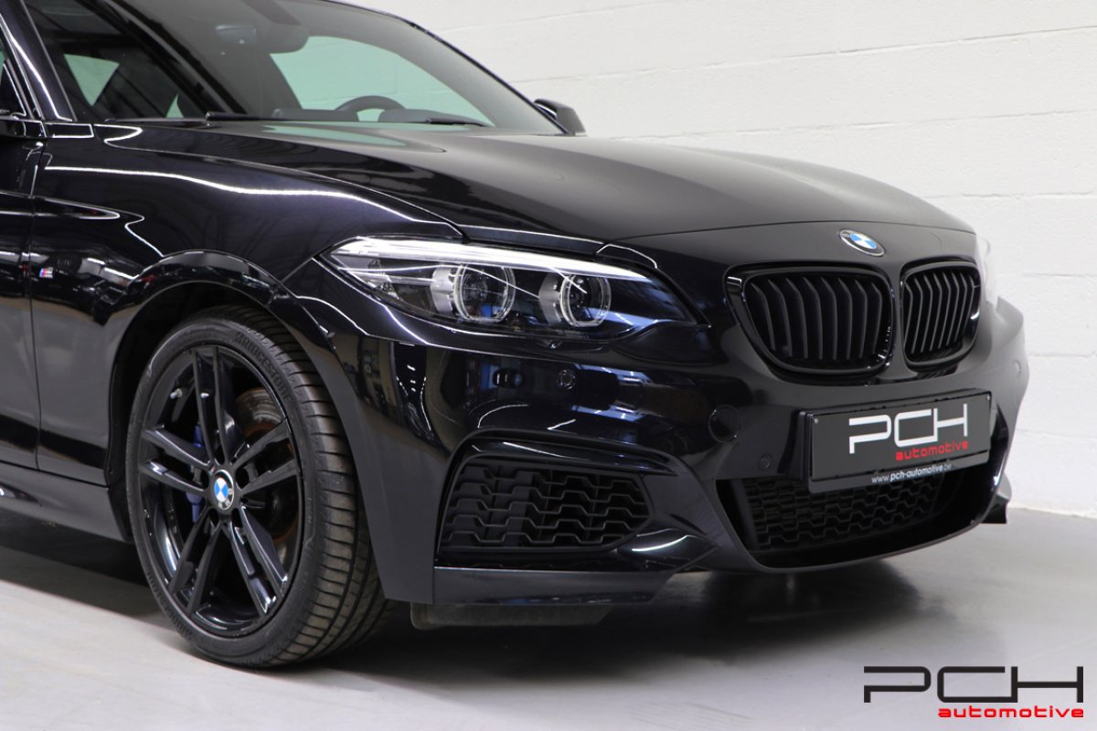 BMW 218i Coupé 136cv Aut. - Pack M Sport - Full Black!
