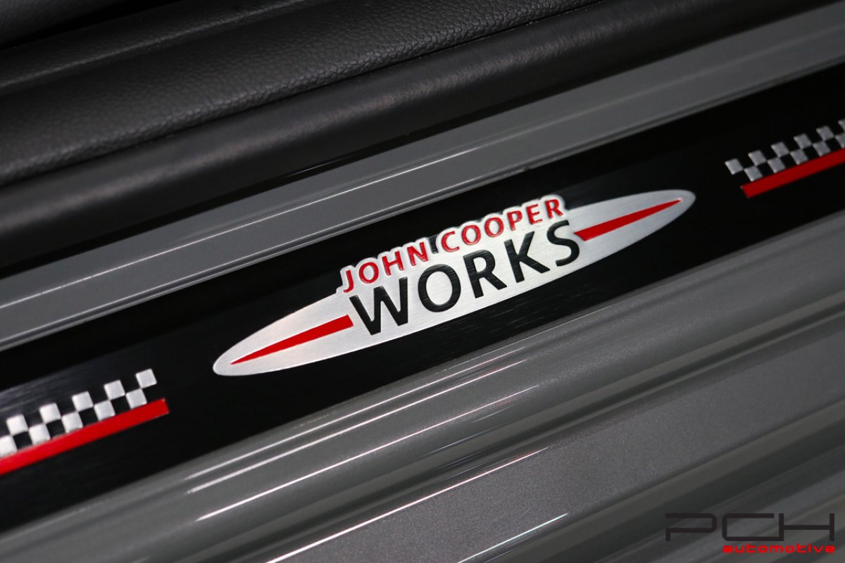 MINI Cooper S 2.0 192cv Aut. - Kit John Cooper Works -