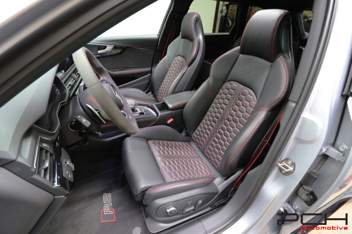 AUDI RS4 Avant 2.9 V6 TFSI 450cv Quattro Tiptronic - RS Dynamic -