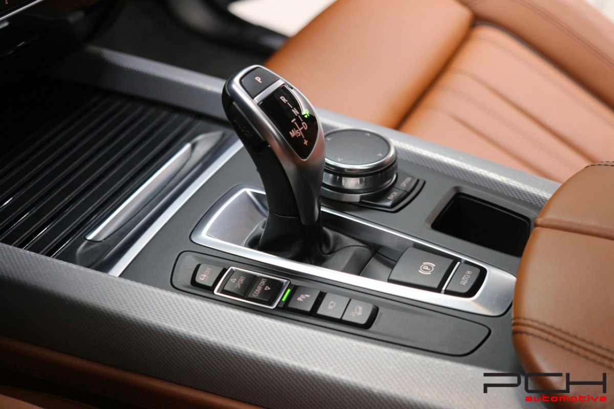 BMW X5 3.0 D xDrive40 313cv Aut. - Pack M Sport - FULL OPTIONS ! -