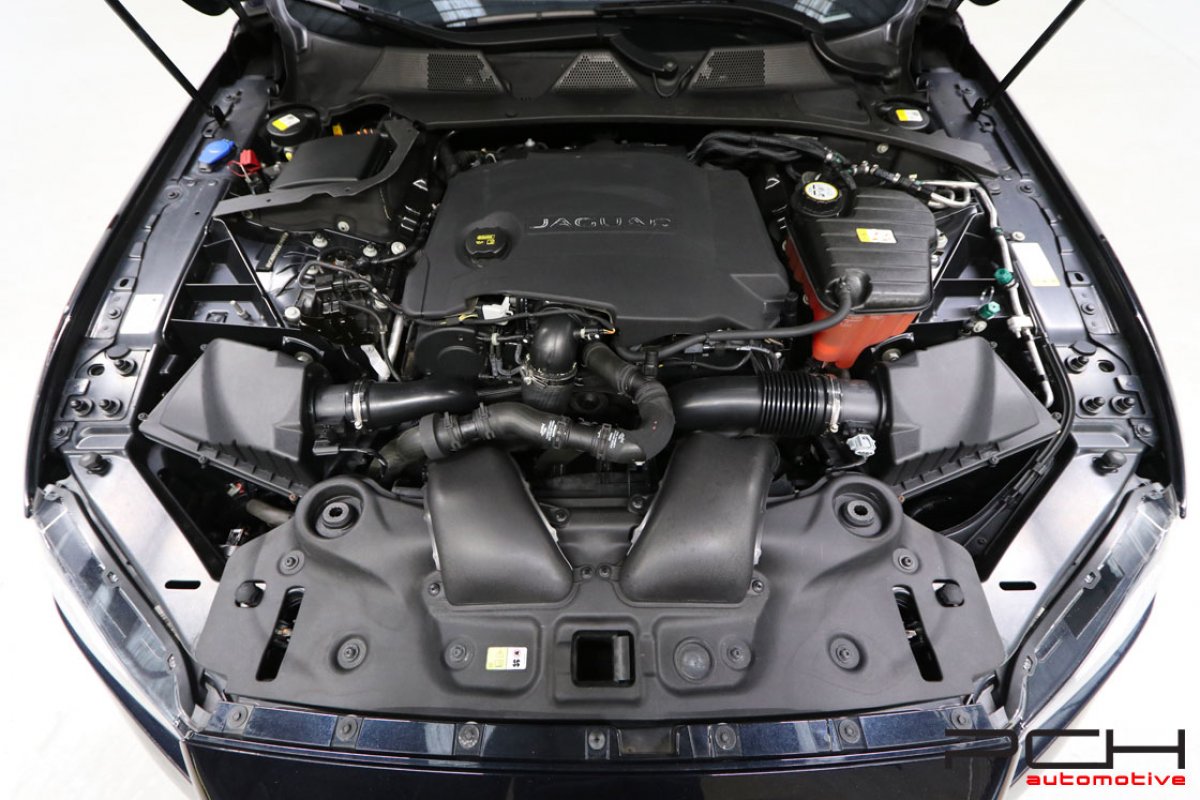 JAGUAR XJ 3.0 D V6 300cv Aut. - Premium Luxury -