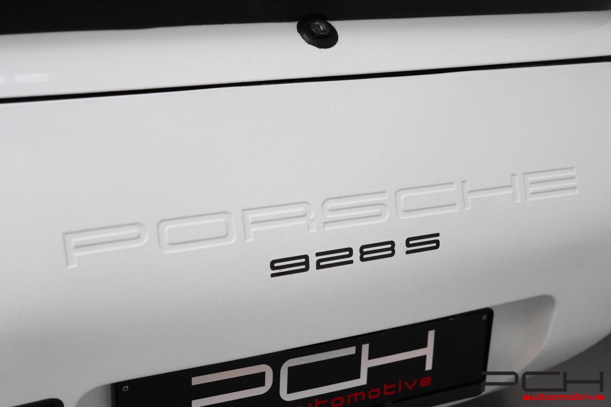 PORSCHE 928 S 5.0 V8 300cv Aut.