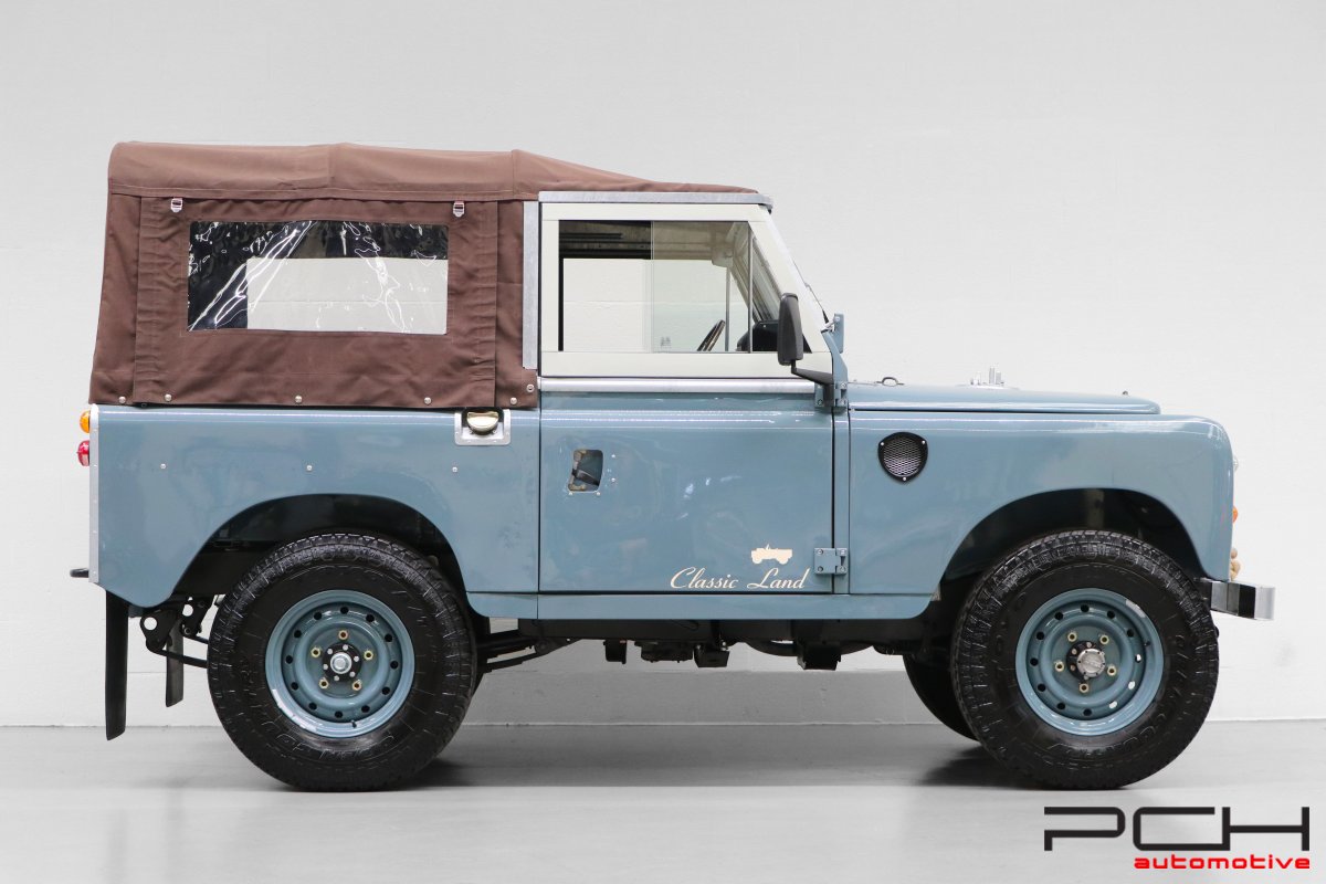 LAND ROVER Series III Cabriolet + Overdrive - FULLY RESTORED !!! -