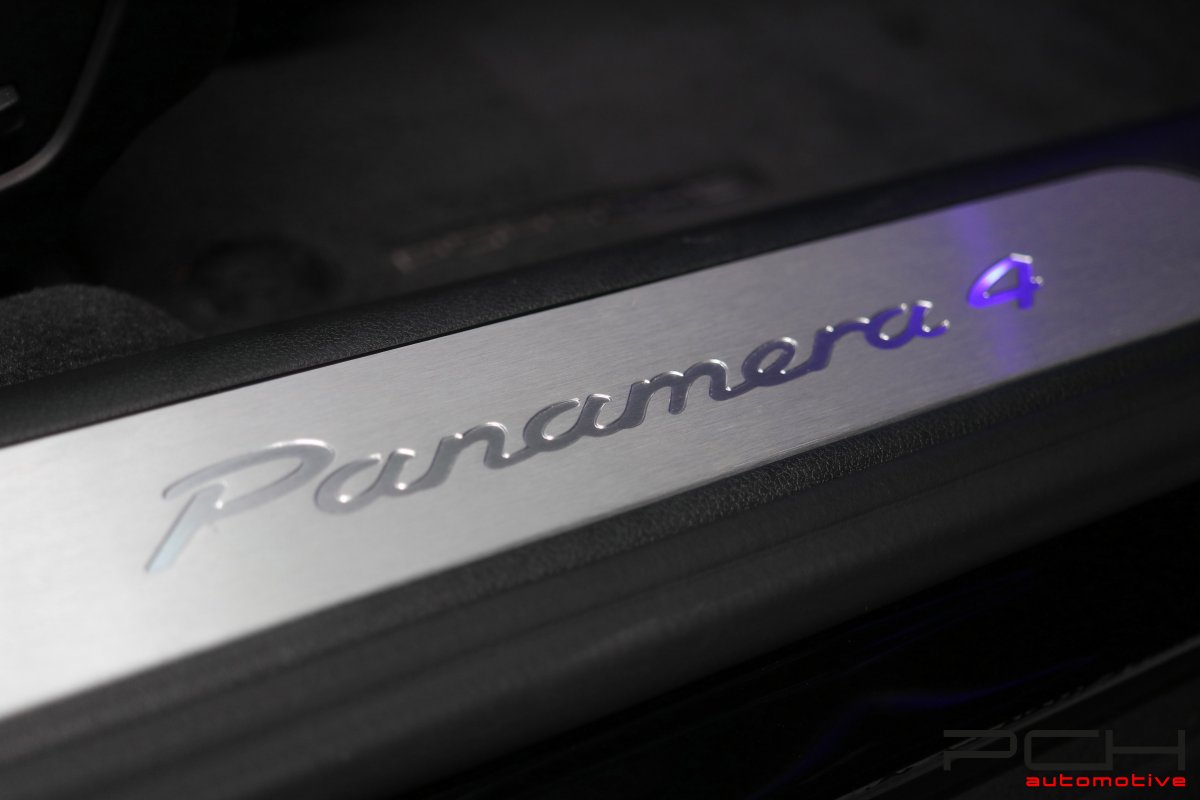 PORSCHE Panamera 4 E-Hybrid Sport Turismo 2.9 V6 Bi-Turbo 330cv PDK