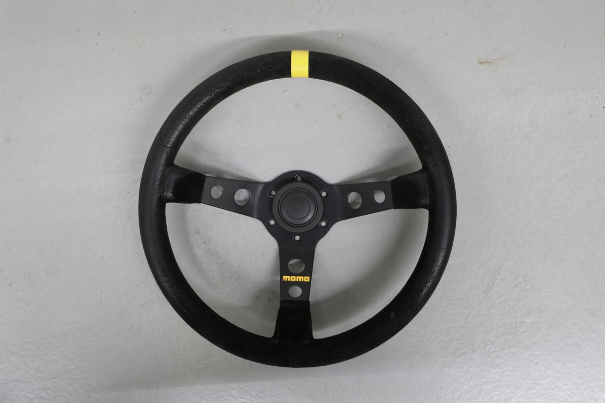 Volant Momo MOD 07 - 350mm x 72mm